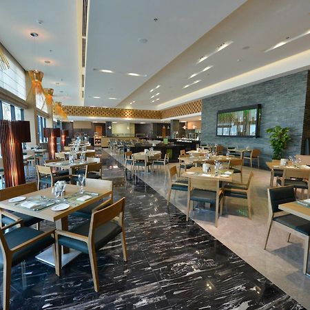 Ramee Grand Hotel And Spa Манама Экстерьер фото The restaurant