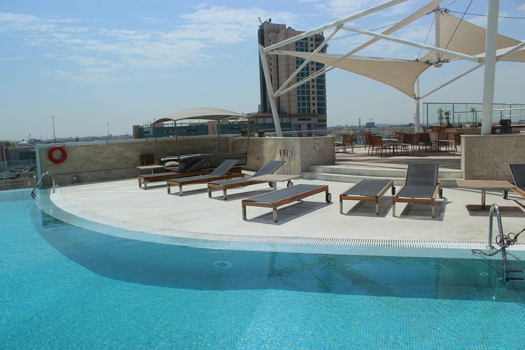 Ramee Grand Hotel And Spa Манама Экстерьер фото Rooftop pool