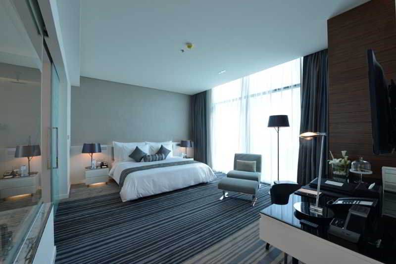 Ramee Grand Hotel And Spa Манама Экстерьер фото Deluxe Suite